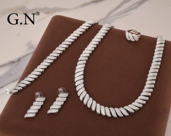 Set طقم